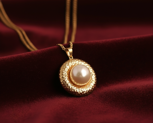 Elora Gold Plated Classic Pearl Medallion Necklace
