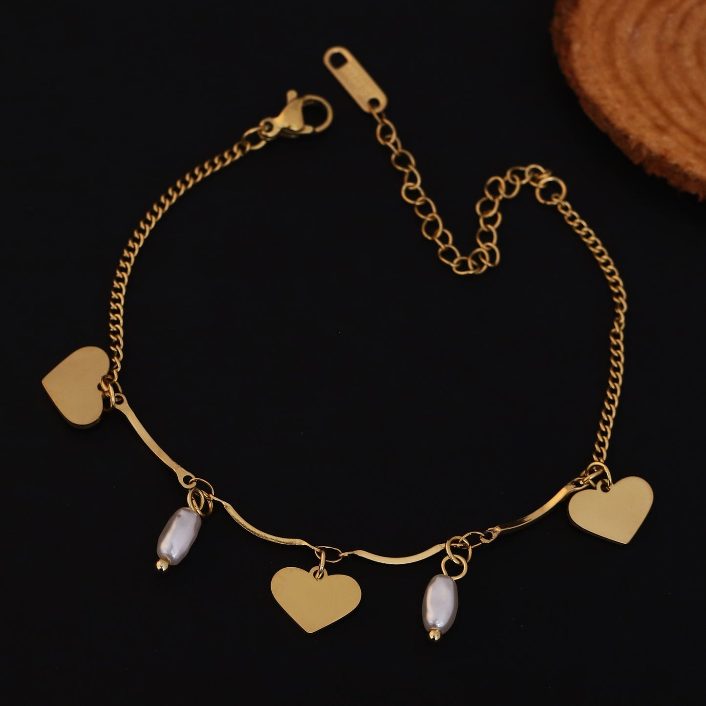 Elora Golden Heart & Pearl Charm bracelet