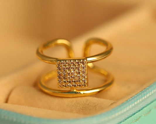 Elora Golden Luxe Square Statement Ring