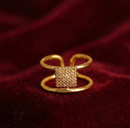 Elora Golden Luxe Square Statement Ring