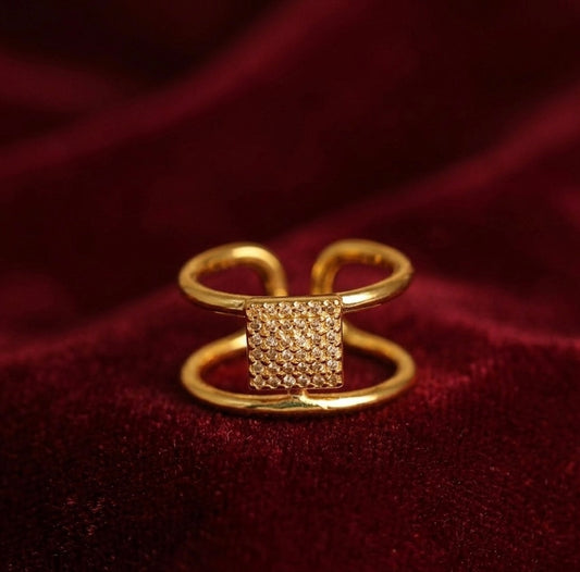 Elora Golden Luxe Square Statement Ring