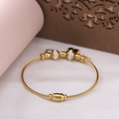 Elora Luxe Clover Charm Gold-Plated Cable Bracelets