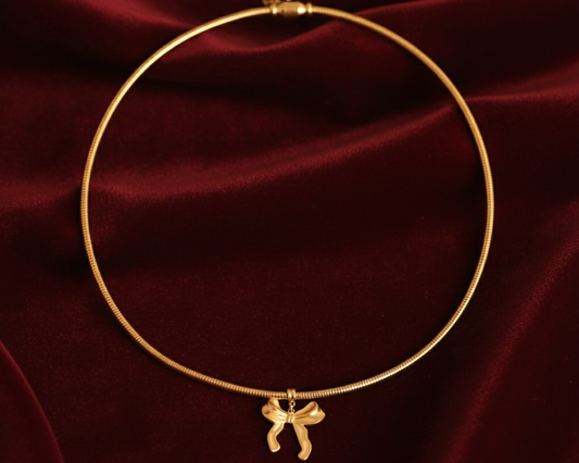 Elora stunning gold plated bow pendant choker Necklace