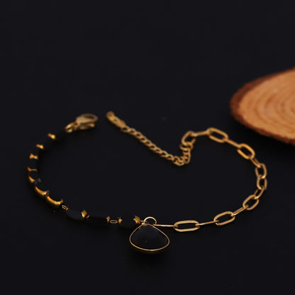 Elora Golden Black Teardrop Pendant Bracelet