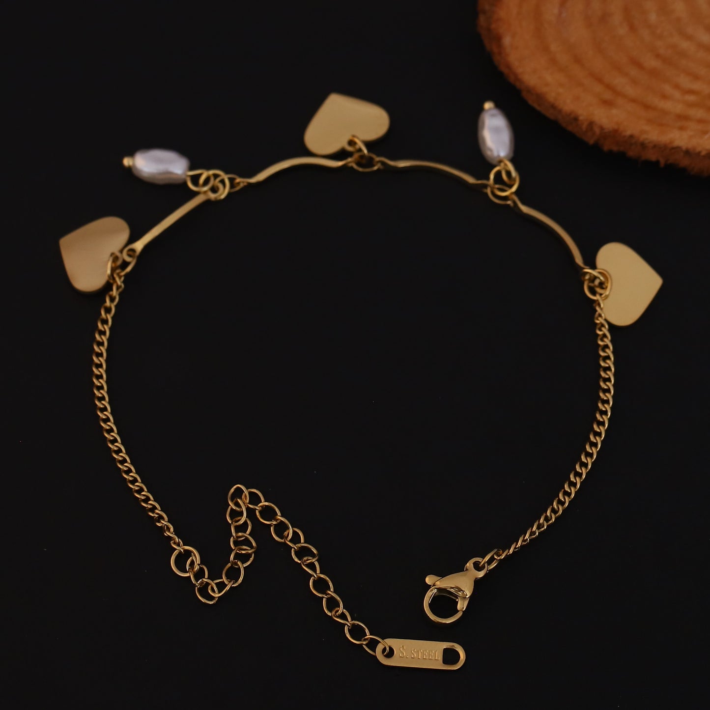 Elora Golden Heart & Pearl Charm bracelet