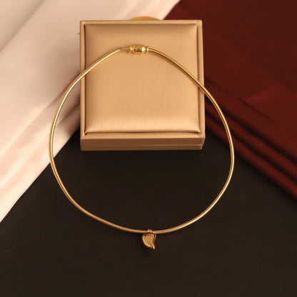 Elora  Signature gold plated pendant sleek chain