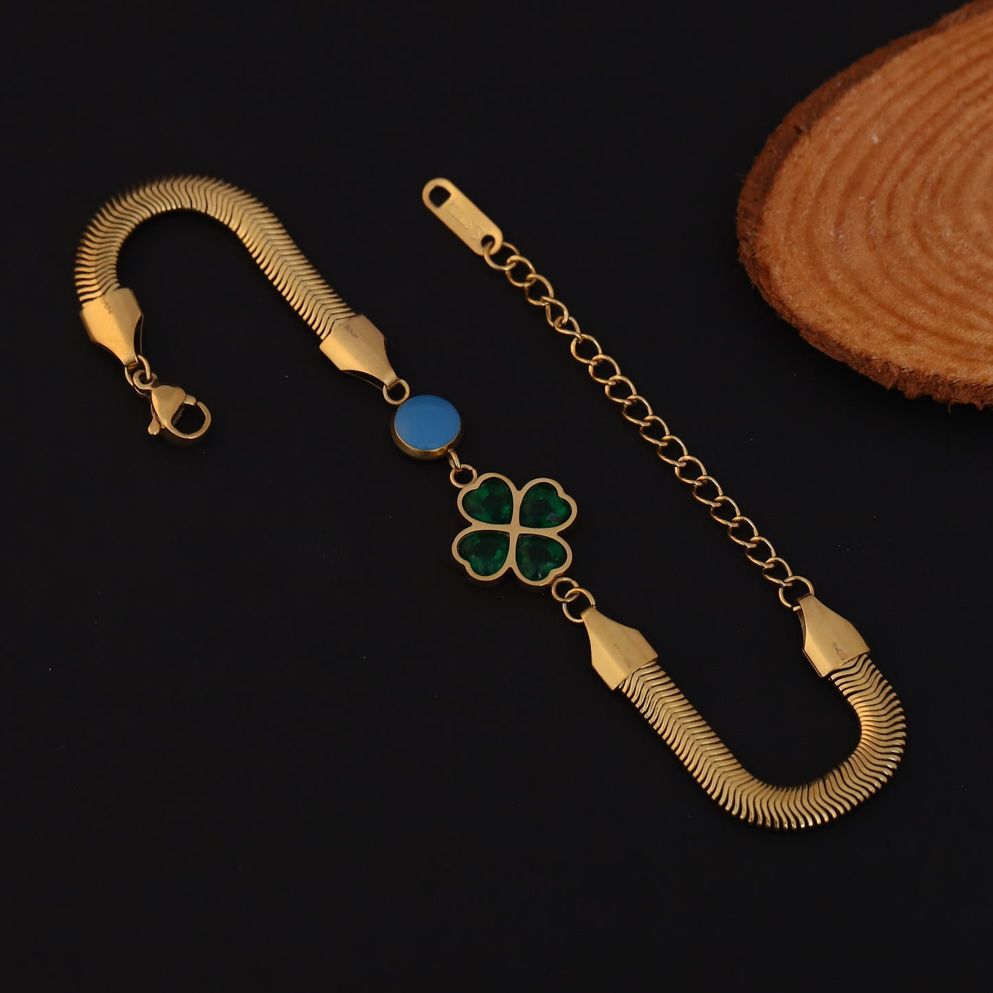 Elora Elegant Four-Leaf Clover & Blue Stone Gold-Plated bracelet