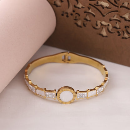 Elora Ivory Elegance Mother-of-Pearl Bracelet