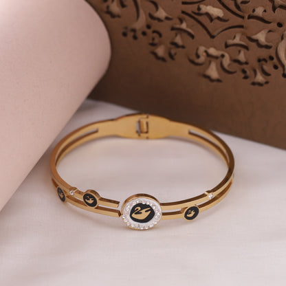 Elora Noir Éclat Enamel Crystal Bracelets