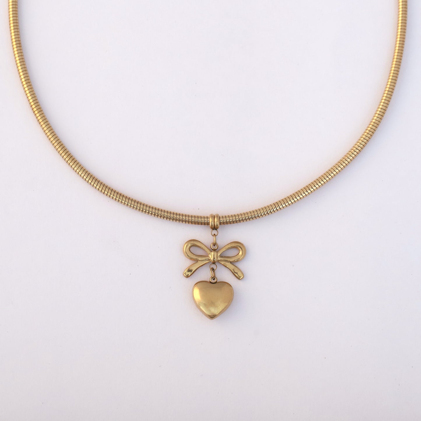 Elora Gold plated Bow&Heart charm choker